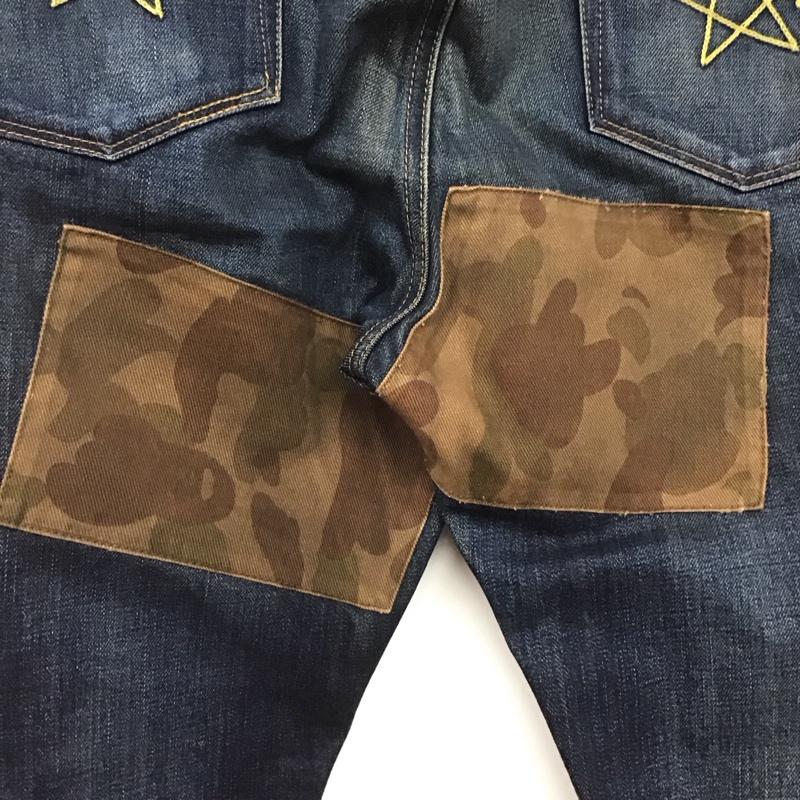 アベイシングエイプ A BATHING APE パンツ デニム、ジーンズ デニムパンツ ワイドパンツ カジュアルパンツ L ダメージ加工 インディゴ / インディゴ / メンズ USED 古着 中古 10132710