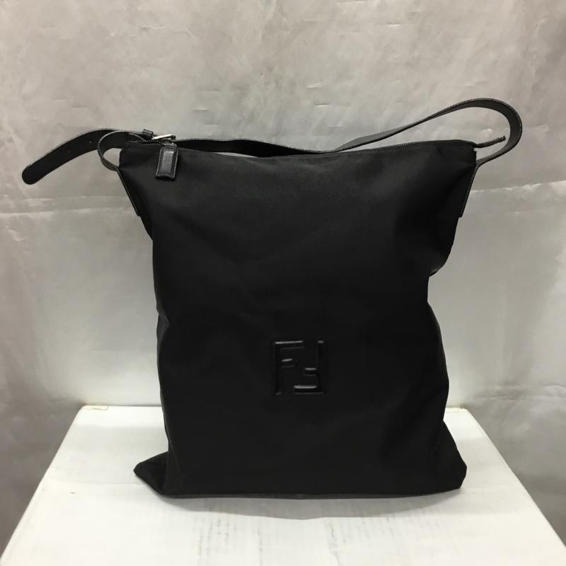 フェンディ FENDI トートバッグ トートバッグ 24-B 14564 ワンショルダー ショルダーバッグ ロゴ、文字 黒 / ブラック / レディース USED 古着 中古 10106485