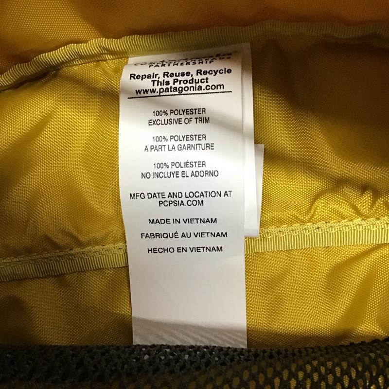 パタゴニア patagonia バッグ バッグ STY49360FA16 ブラックホール キューブ スモール ポーチ ロゴ、文字 マスタード / マスタード / メンズ USED 古着 中古 10118886