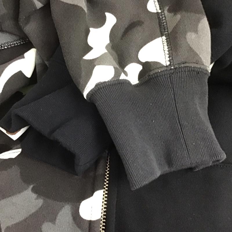アベイシングエイプ A BATHING APE パーカー 長袖 長袖パーカー フード付きパーカー プリントスウェット トレーナー ジップアップパーカー プリント 黒 / ブラック / メンズ USED 古着 中古 10107431