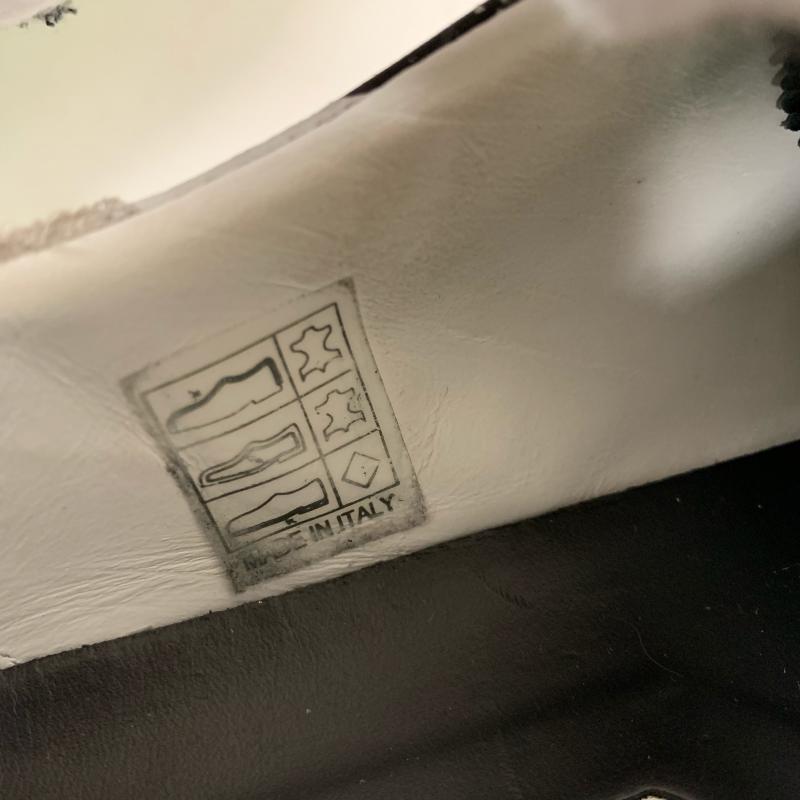 オフホワイト off white スニーカー スニーカー 無地 X ボーダー柄 白 / ホワイト / X 黒 / ブラック / メンズ USED 古着 中古 10009558