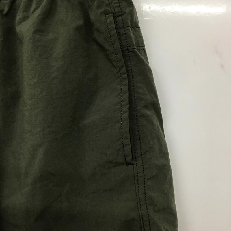 ザノースフェイス THE NORTH FACE パンツ ショートパンツ nb41851 バーサタイルショーツ ショートパンツ M ロゴ、文字 カーキ / カーキ / メンズ USED 古着 中古 10131399