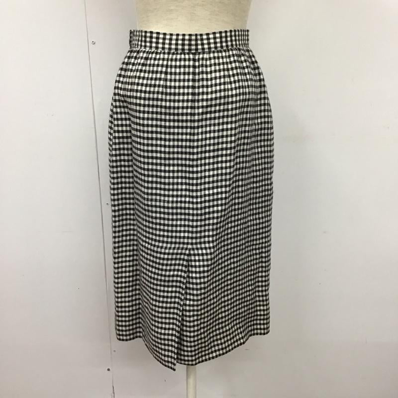 ジバンシィ GIVENCHY セットアップ セットアップ ノーカラージャケット ロングスカート チェック 白 / ホワイト / X 黒 / ブラック / レディース USED 古着 中古 10133432