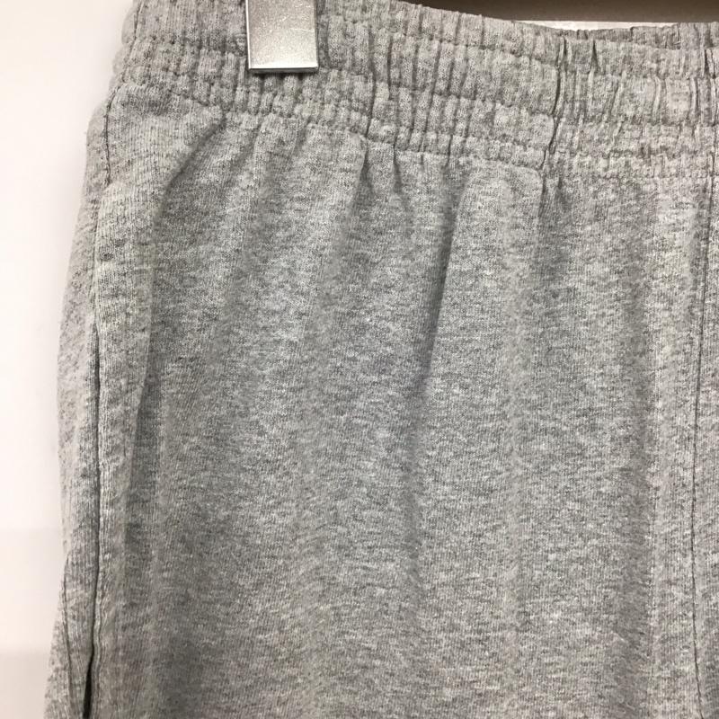 チャンピオン Champion パンツ ショートパンツ C3-X518 ショートパンツ ハーフパンツ M ロゴ、文字 灰 / グレー / メンズ USED 古着 中古 10135455