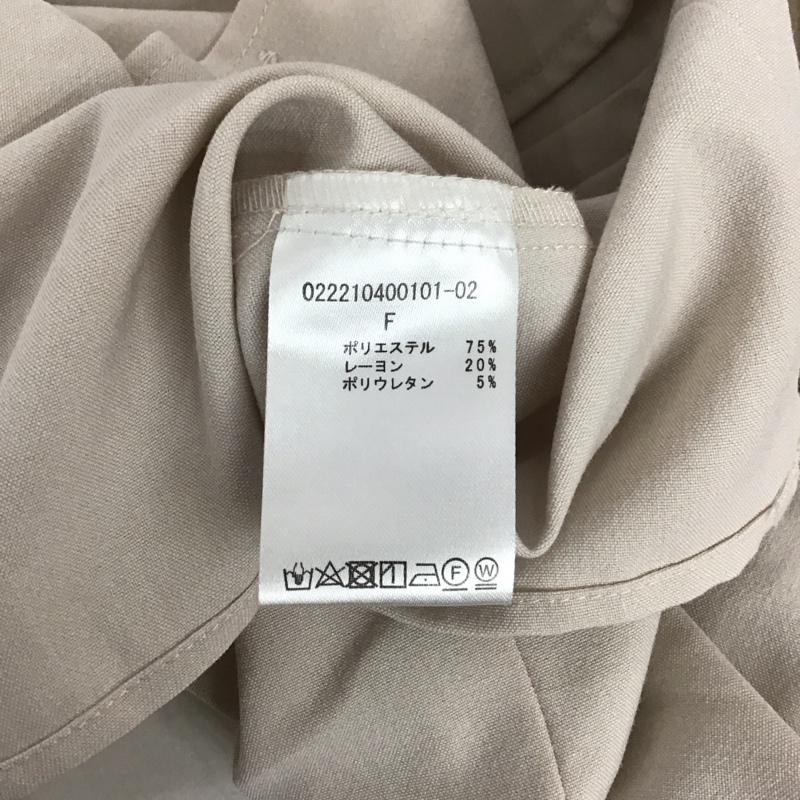 ダズリン dazzlin シャツ、ブラウス 長袖 022210400101-02 ケープカラー付ピンタックブラウス FREE 無地 ベージュ / ベージュ / レディース USED 古着 中古 10142290