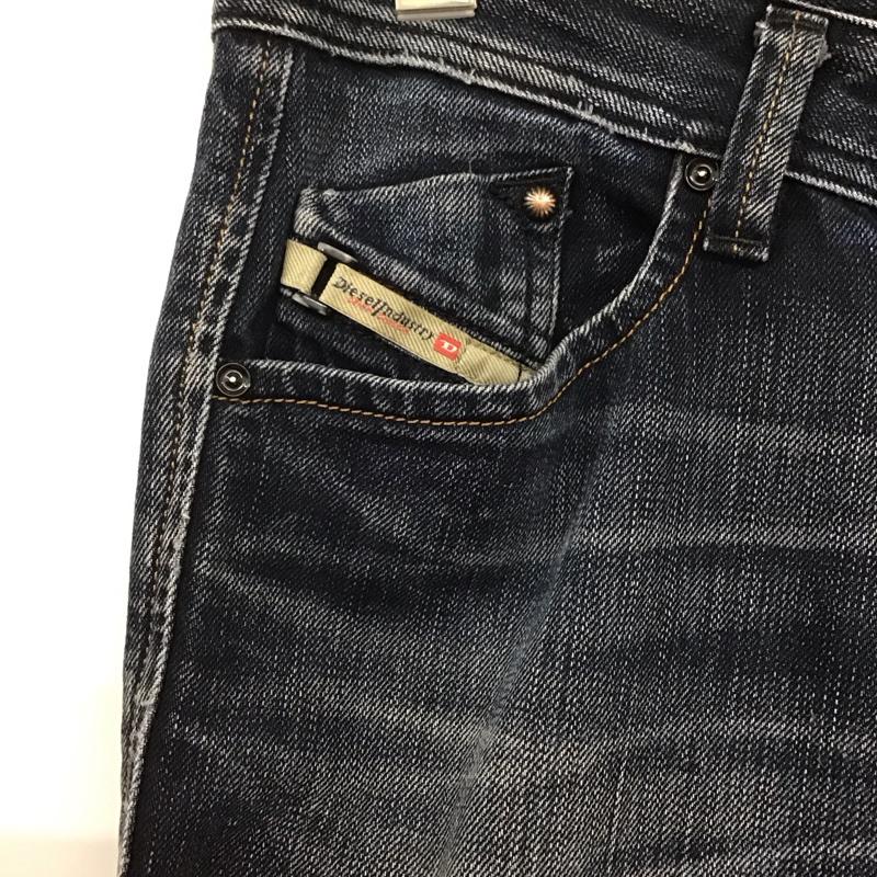 ディーゼル DIESEL パンツ デニム、ジーンズ デニムパンツ スリムパンツ カジュアルパンツ 28インチ 無地 インディゴ / インディゴ / メンズ USED 古着 中古 10133082