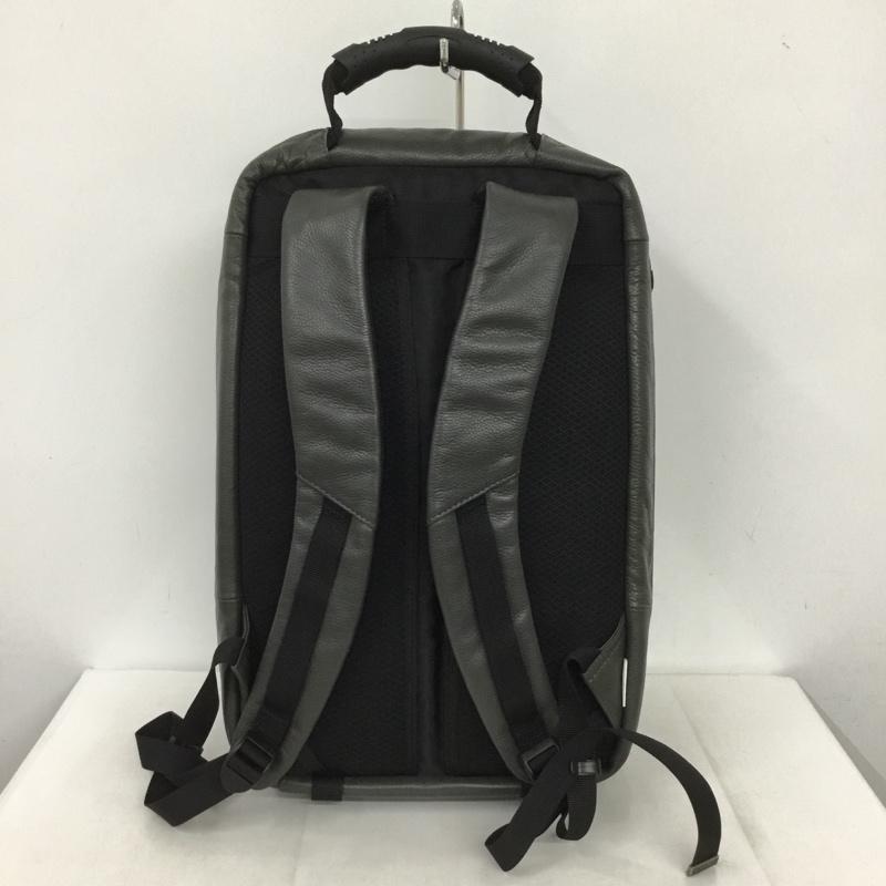 ブロスキーアンドサプライ BROSKI&SUPPLY リュックサック、デイパック リュックサック、デイバッグ BBOM-709 HUB LIMITED レザー ロゴ、文字 灰 / グレー / メンズ USED 古着 中古 10136706