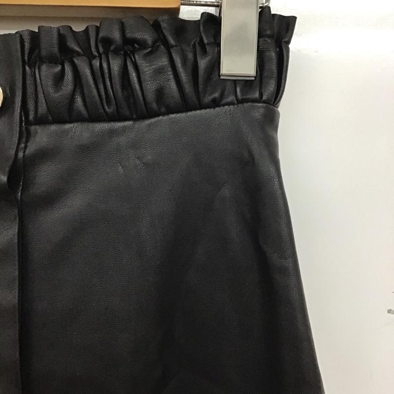 ザラベーシック ZARA BASIC スカート ひざ丈スカート タイトスカート フレアスカート フェイクレザースカート XS 無地 黒 / ブラック / レディース USED 古着 中古 10135803