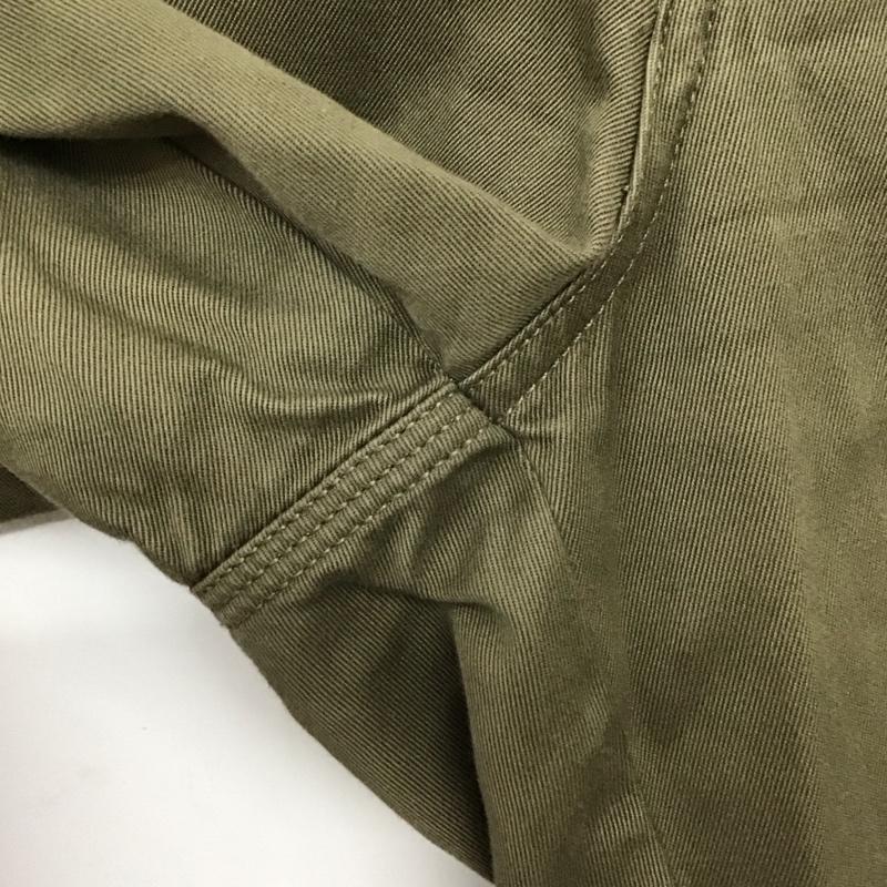 カールヘルム KARLHELMUT パンツ ワークパンツ、ペインターパンツ ワークパンツ ワイドパンツ カジュアルパンツ ミリタリーパンツ XL ロゴ、文字 カーキ / カーキ / メンズ USED 古着 中古 10138757