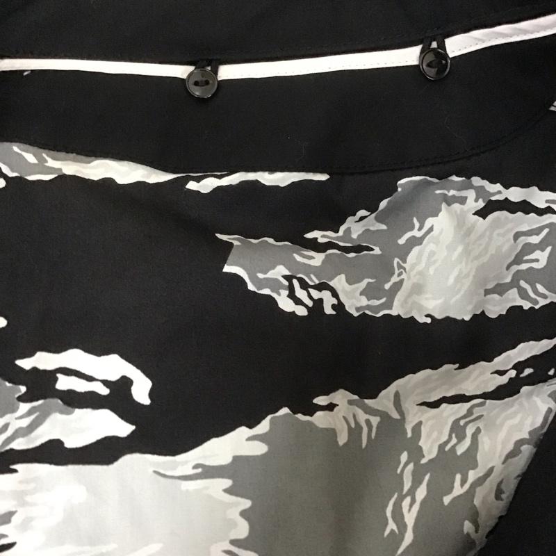 アベイシングエイプ A BATHING APE ジャケット、上着 ジャケット、ブレザー ロングジャケット ロングコート カラージャケット アウター FREE 無地 黒 / ブラック / メンズ USED 古着 中古 10108642
