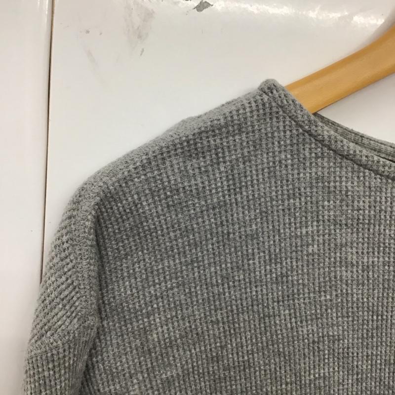 チャンピオン Champion カットソー 長袖 cw-s414 レディース長袖Tシャツ サーマル 長袖カットソー M ロゴ、文字 灰 / グレー / レディース USED 古着 中古 10128750