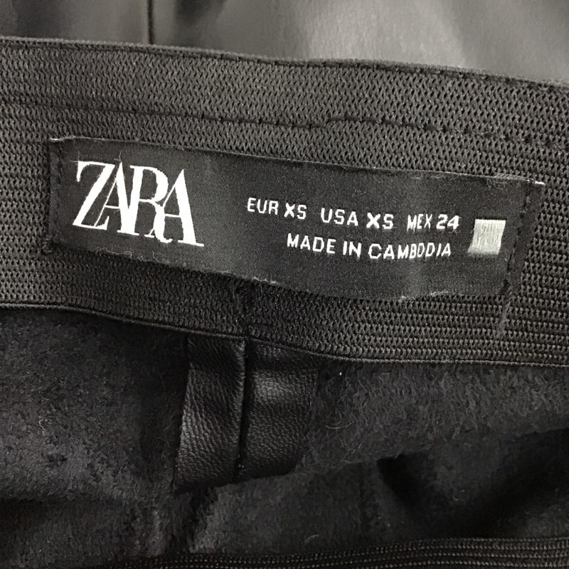 ザラ ZARA パンツ ワークパンツ、ペインターパンツ フェイクレザーパンツ スリムパンツ ストレッチパンツ XS 無地 黒 / ブラック / レディース USED 古着 中古 10136788