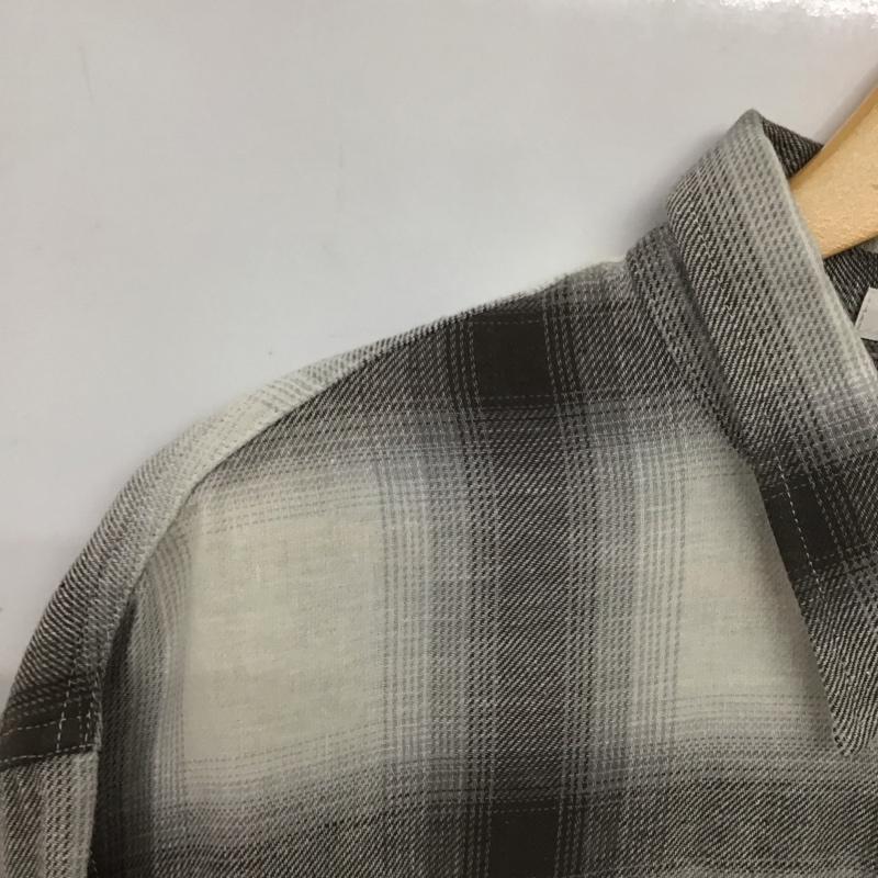 マウジー MOUSSY シャツ、ブラウス 半袖 010FSK30-1950 CUT OFF CHECK CROP SHIRT クロップド丈 FREE チェック 白 / ホワイト / X 灰 / グレー / レディース USED 古着 中古 10139229