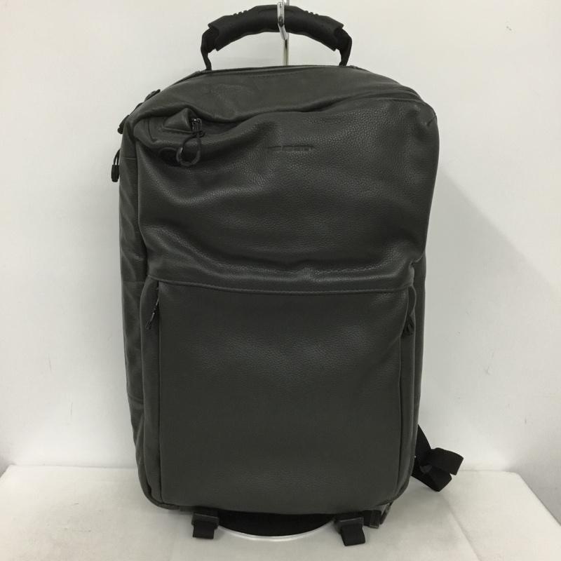 ブロスキーアンドサプライ BROSKI&SUPPLY リュックサック、デイパック リュックサック、デイバッグ BBOM-709 HUB LIMITED レザー ロゴ、文字 灰 / グレー / メンズ USED 古着 中古 10136706