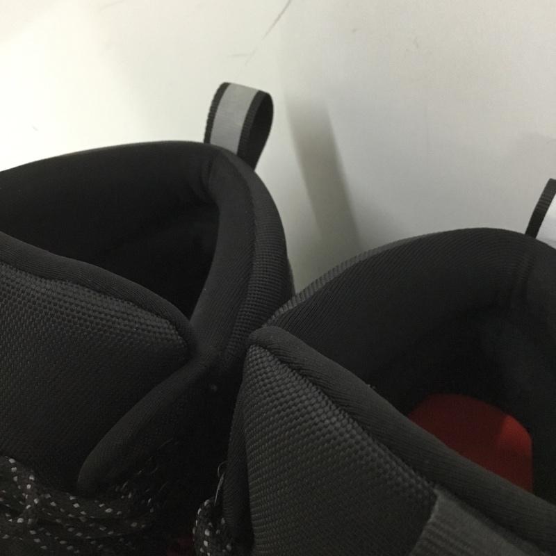 オークリー OAKLEY アウトドアシューズ アウトドアシューズ FOF100351 Vertex Boot トレッキングシューズ 27.5cm 27.5cm ロゴ、文字 黒 / ブラック / メンズ USED 古着 中古 10143017