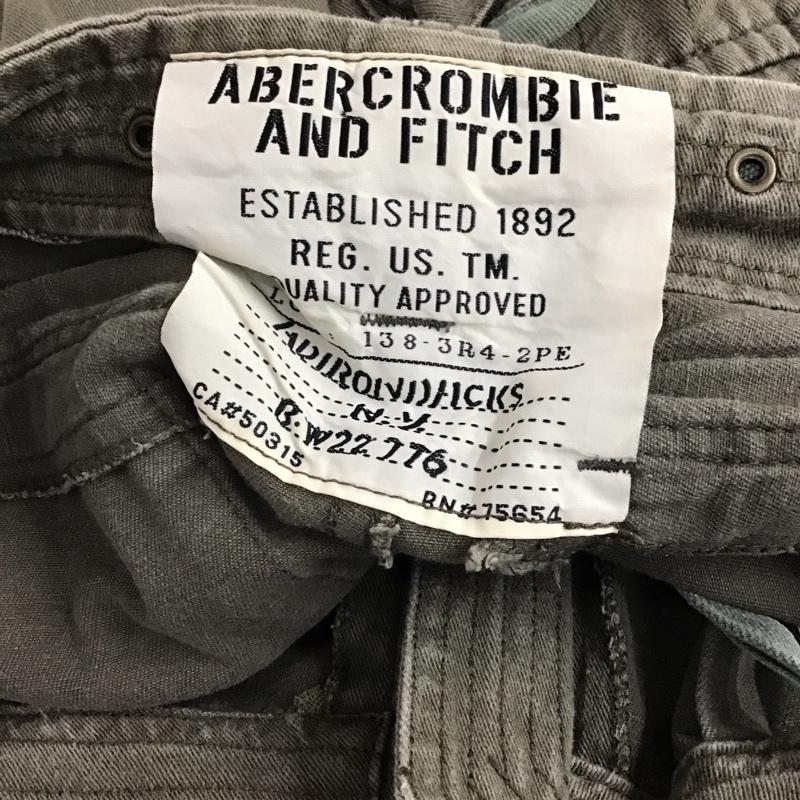 アバクロンビーアンドフィッチ ABERCROMBIE&FITCH パンツ ワークパンツ、ペインターパンツ ワークパンツ カーゴパンツ ワイドパンツ M 無地 カーキ / カーキ / メンズ USED 古着 中古 10130690
