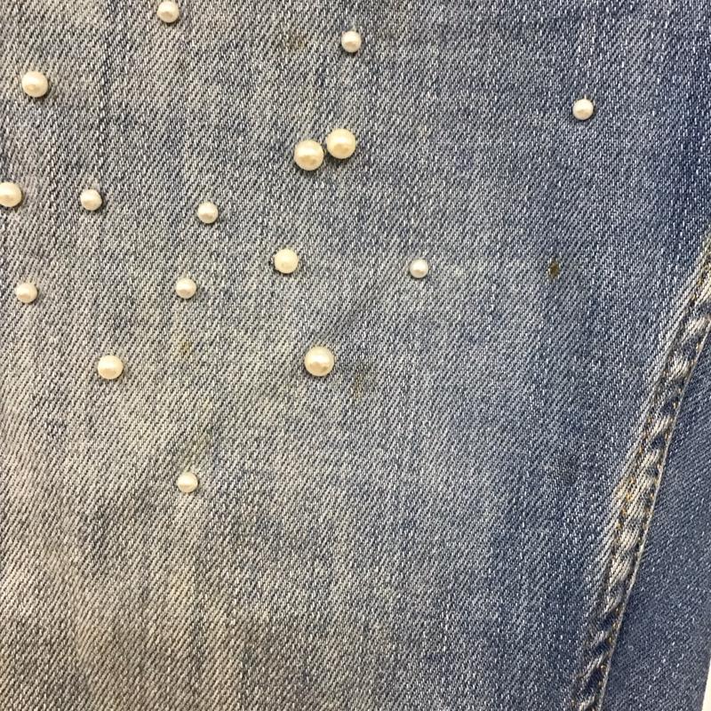 ザラウーマン ZARA WOMAN パンツ デニム、ジーンズ 4124 049 400 ビジュー フェイクパール 無地 青 / ブルー / レディース USED 古着 中古 10138558