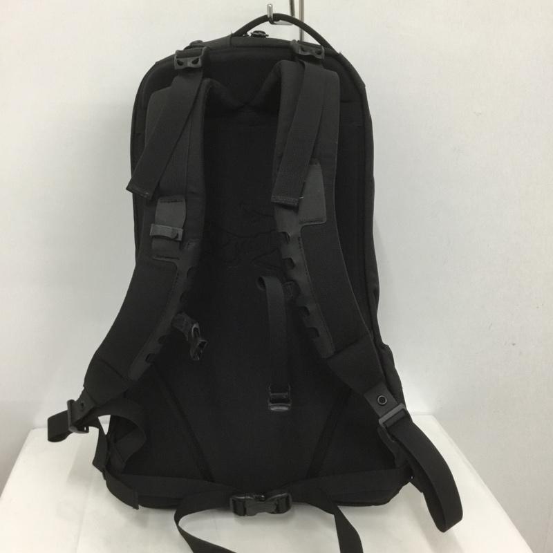 アークテリクス ARC TERYX リュックサック、デイパック リュックサック、デイバッグ 11T-00137909 ナイロン バックパック ロゴ、文字 黒 / ブラック / メンズ USED 古着 中古 10126713