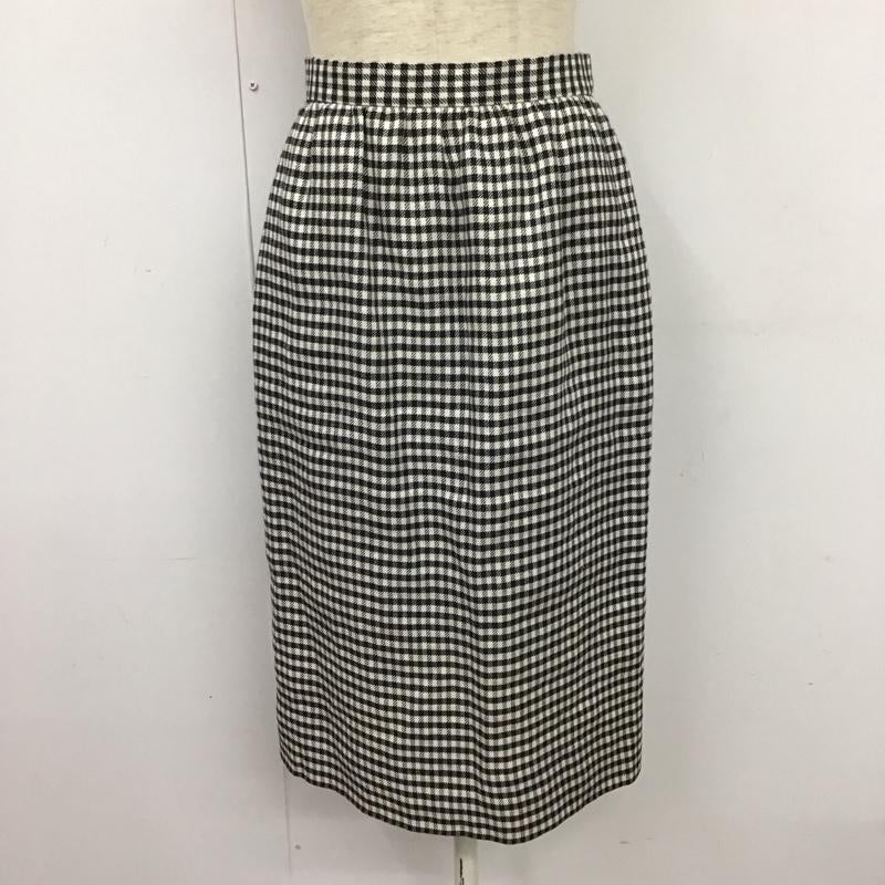 ジバンシィ GIVENCHY セットアップ セットアップ ノーカラージャケット ロングスカート チェック 白 / ホワイト / X 黒 / ブラック / レディース USED 古着 中古 10133432