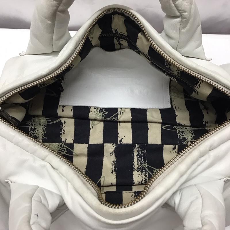 ヴィヴィアンウエストウッド Vivienne Westwood ショルダーバッグ ショルダーバッグ パンチング 白 / ホワイト / レディース USED 古着 中古 10118880
