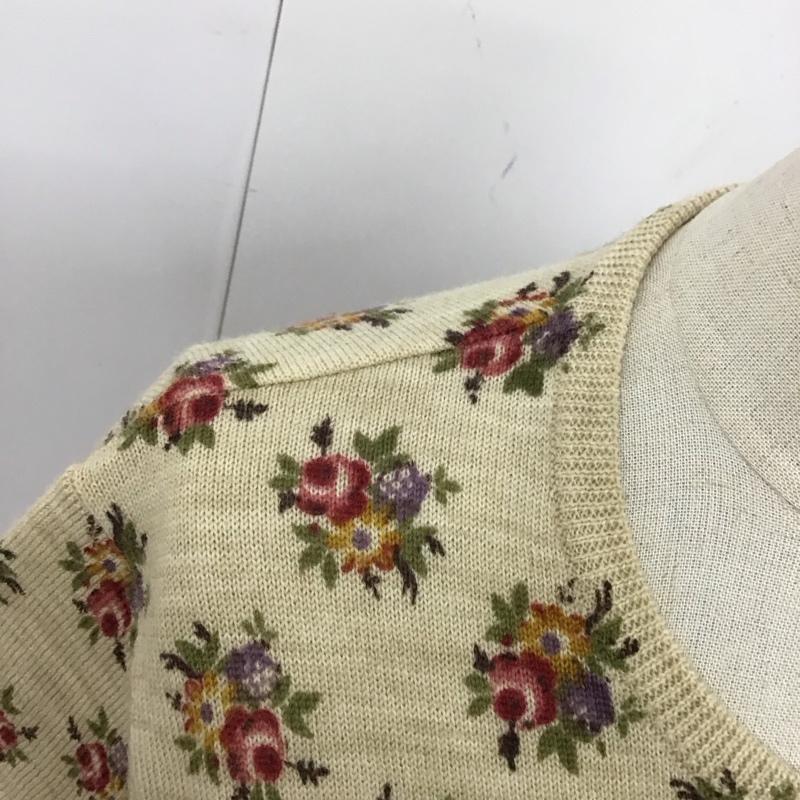 ローラ アシュレイ LAURA ASHLEY カットソー 半袖 半袖カットソー ニットTシャツ クルーネックカットソー 総柄 S 総柄 マルチカラー / マルチカラー / レディース USED 古着 中古 10122410