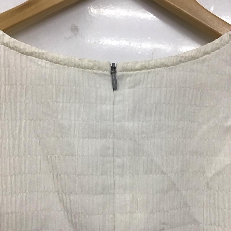 アズールバイマウジー AZUL BY MOUSSY カットソー 半袖 250HSF30-236D ビスチェレイヤードパフスリーブトップス M 無地 白 / ホワイト / X 灰 / グレー / レディース USED 古着 中古 10129237