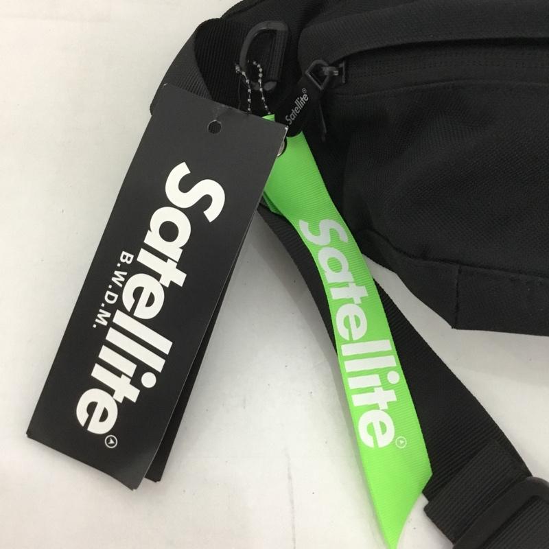 サテライト Satellite ウエストバッグ ウエストバッグ PUSH ボディーバッグ ロゴ、文字 黒 / ブラック / メンズ USED 古着 中古 10127999