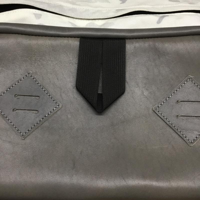 ザノースフェイス THE NORTH FACE リュックサック、デイパック リュックサック、デイバッグ A3G6P デイパック バックパック カモフラージュ柄・迷彩 白 / ホワイト / X 灰 / グレー / メンズ USED 古着 中古 10128071