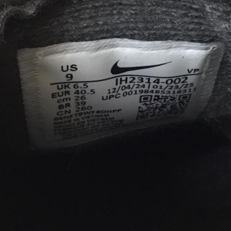 ナイキ NIKE スニーカー スニーカー IH2314-002 WMNS T90 BLACK/COCONUT MILK-GUM DARK BROWN ティー90 26.0cm ロゴ、文字 黒 / ブラック / X 白 / ホワイト / メンズ USED 古着 中古 10136333