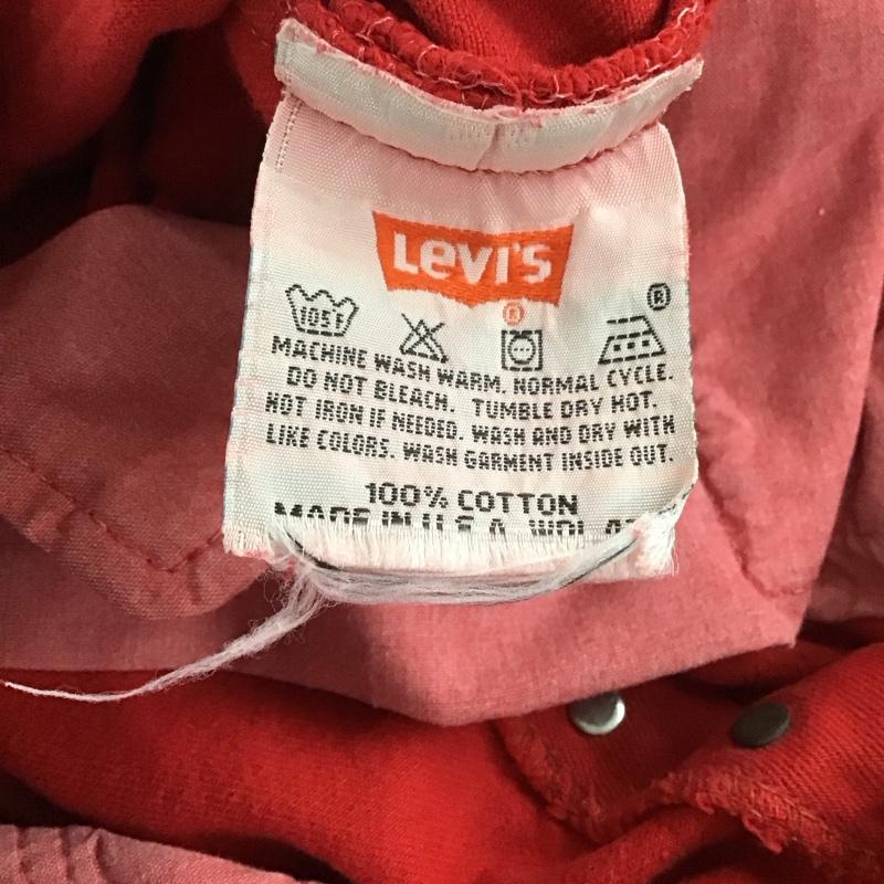 リーバイス Levi s パンツ デニム、ジーンズ デニムパンツ ワイドパンツ カジュアルパンツ 無地 赤 / レッド / メンズ USED 古着 中古 10138754