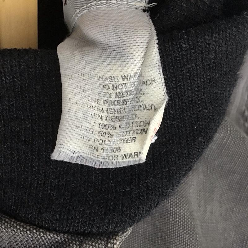 カーハート Carhartt ジャケット、上着 ジャンパー、ブルゾン ジップアップジャケット アウター 古着 usa製 ロゴ、文字 ダークグレー / ダークグレー / メンズ USED 古着 中古 10147878