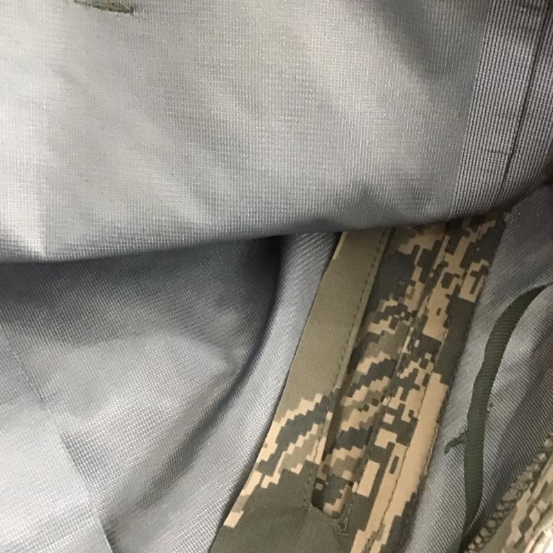 ミリタリー ミリタリー パンツ ワークパンツ、ペインターパンツ ミリタリーパンツ ワイドパンツ カジュアルパンツ 00s 米軍 apecs gore-tex L カモフラージュ柄・迷彩 マルチカラー / マルチカラー / メンズ USED 古着 中古 10148761