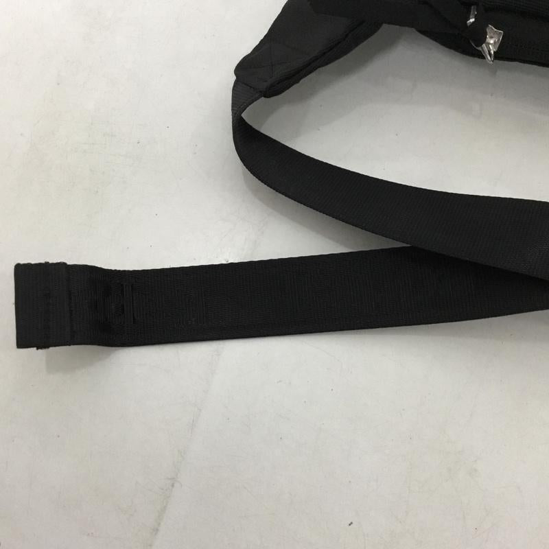 カッパ Kappa ウエストバッグ ウエストバッグ ウエストポーチ ボディバッグ ロゴ、文字 黒 / ブラック / メンズ USED 古着 中古 10150721
