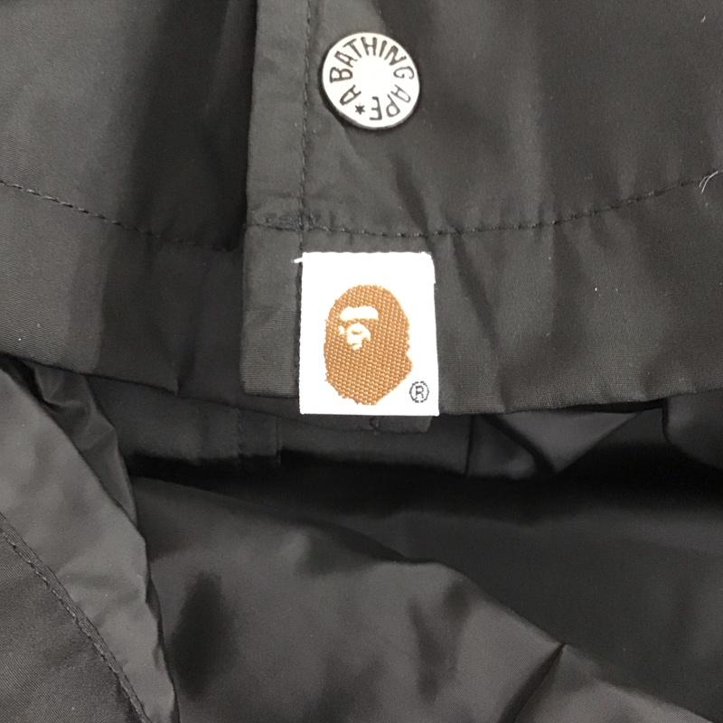 アベイシングエイプ A BATHING APE ジャケット、上着 ジャンパー、ブルゾン ナイロンジャケット カジュアルジャケット アウター フロントボタン L プリント 黒 / ブラック / black メンズ USED 古着 中古 10151565