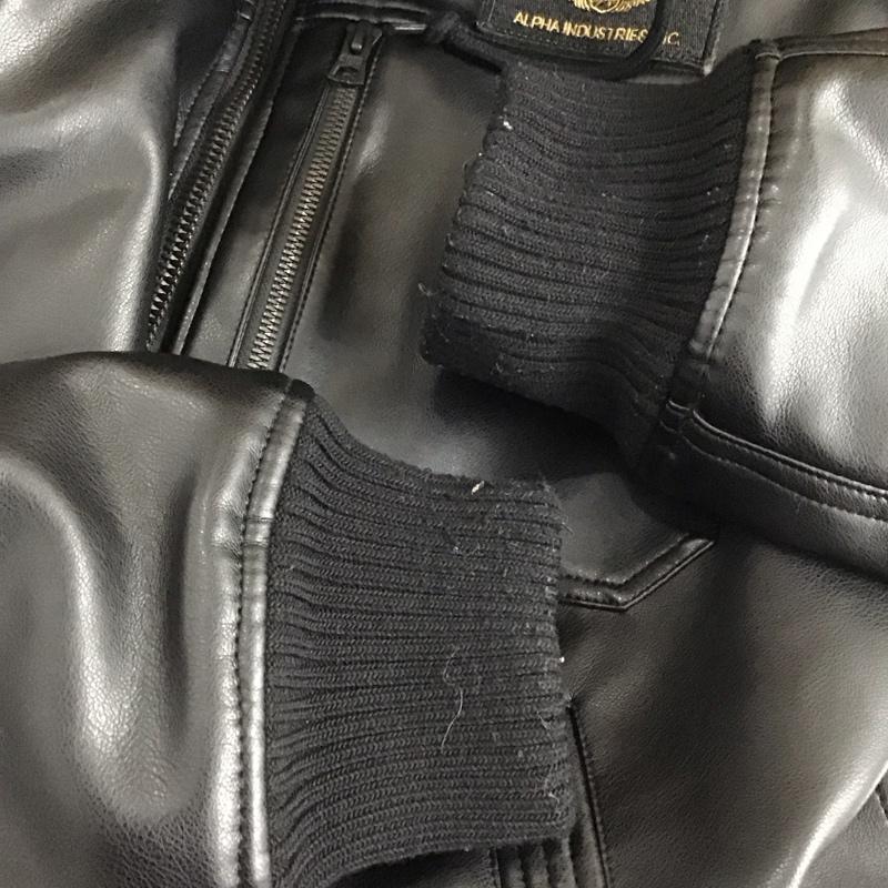 アルファインダストリー Alpha Industries ジャケット、上着 ジャンパー、ブルゾン ジップアップジャケットパーカー アウター XL ロゴ、文字 黒 / ブラック / black メンズ USED 古着 中古 10152471
