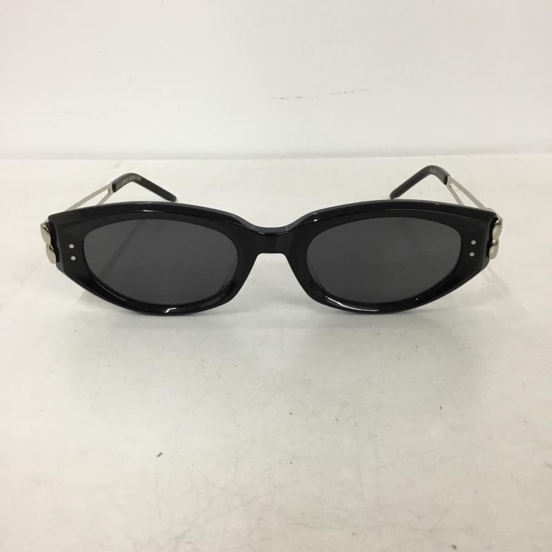 ジェントルモンスター GENTLE MONSTER めがね・サングラス サングラス KUNST キャットアイサングラス 無地 黒 / ブラック / black X 銀 / シルバー / silver color レディース USED 古着 中古 10153656