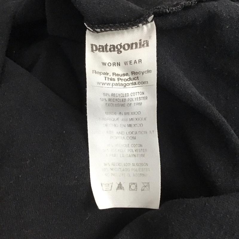 パタゴニア patagonia Tシャツ 半袖 半袖カットソー プリントTシャツ クルーネックカットソー S ロゴ、文字 ダークグレー / ダークグレー / メンズ USED 古着 中古 10155372