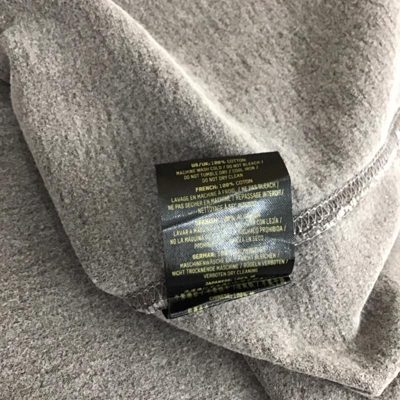 イージーシーズン3 YEEZY SEASON 3 Tシャツ 半袖 半袖カットソー プリントTシャツ クルーネックカットソー M 無地 ダークグレー / ダークグレー / メンズ USED 古着 中古 10156635