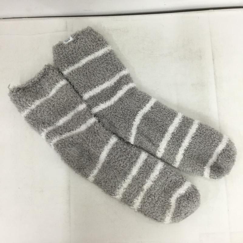 ジェラートピケオム GELATO PIQUE HOMME ウェア ウェア PMNT225162 ルームウェア Vネックカーディガン ルームパンツ 靴下 ソックス ONE SIZE ボーダー柄 灰 / グレー / gray X 白 / ホワイト / white メンズ USED 古着 中古 10157339