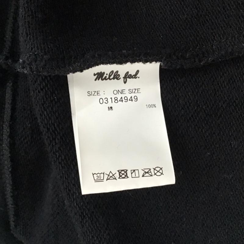 ミルクフェド MILKFED. ワンピース ロングスカート 長袖ロングワンピース スウェットワンピース ONE SIZE ロゴ、文字 黒 / ブラック / black レディース USED 古着 中古 10157429