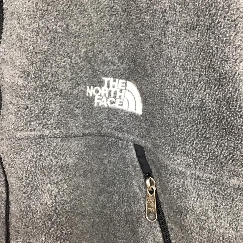 ザノースフェイス THE NORTH FACE ジャケット、上着 ジャンパー、ブルゾン ジップアップフリースジャケット スタンドアップカラー ロゴ、文字 灰 / グレー / gray メンズ USED 古着 中古 10158019