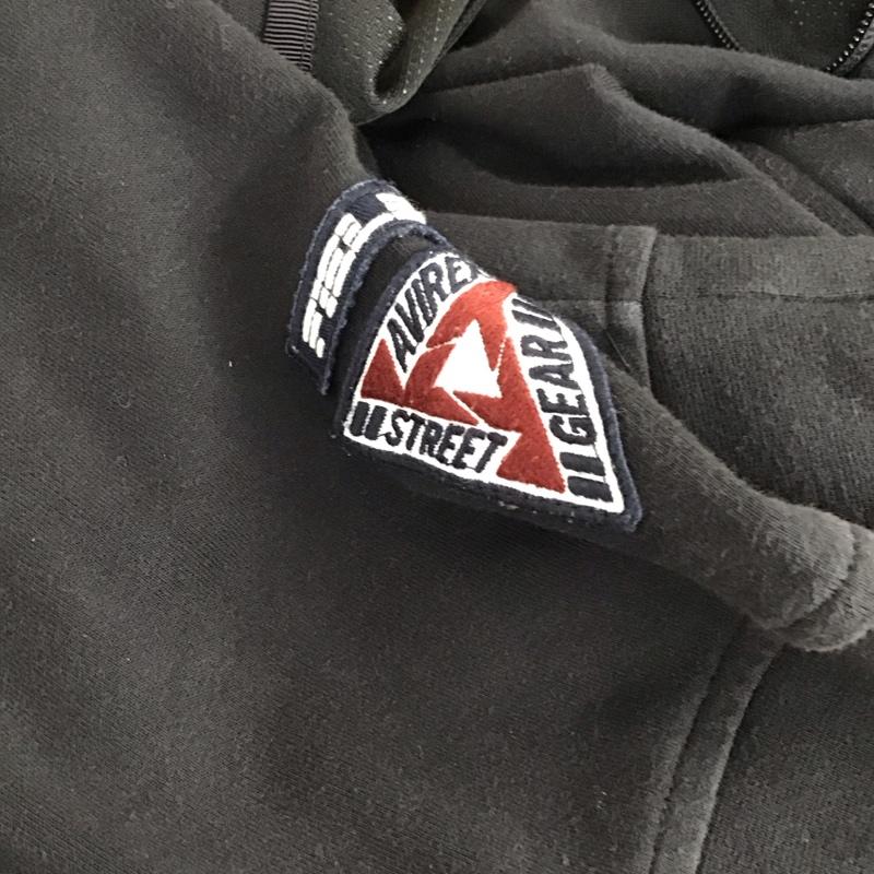 アヴィレックス AVIREX パーカー 長袖 長袖パーカー ジップアップパーカー スウェット L ロゴ、文字 ダークグレー / ダークグレー / メンズ USED 古着 中古 10158182