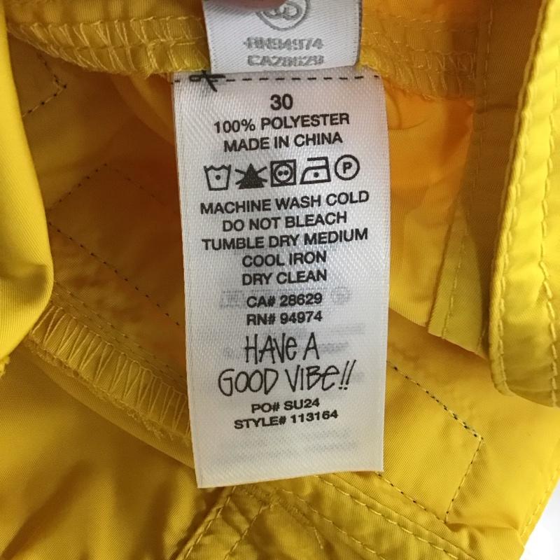 ステューシー STUSSY パンツ ショートパンツ ショートパンツ ハーフパンツ カジュアルパンツ 30インチ ロゴ、文字 黄 / イエロー / yellow メンズ USED 古着 中古 10158963