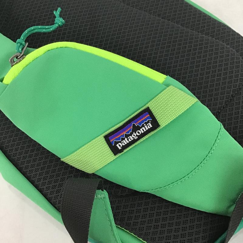 パタゴニア patagonia ボディバッグ ボディバッグ STY48260SP15 アトムスリング 8L ショルダーバッグ ワンショルダー タグ付き ロゴ、文字 緑 / グリーン / green メンズ USED 古着 中古 10162408