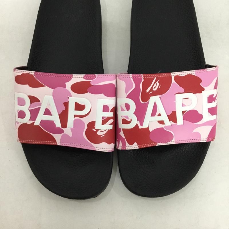 アベイシングエイプ A BATHING APE サンダル サンダル ABC CAMO SLIDE SANDALS シャワーサンダル 27cm 27.0cm ロゴ、文字 桃 / ピンク / pink X 黒 / ブラック / black メンズ USED 古着 中古 10162490