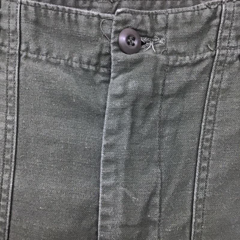 ミリタリー ミリタリー パンツ ワークパンツ、ペインターパンツ ミリタリーパンツ ワイドパンツ 60s アメリカ軍 ベイカー 32インチ 無地 カーキ / カーキ / メンズ USED 古着 中古 10130079