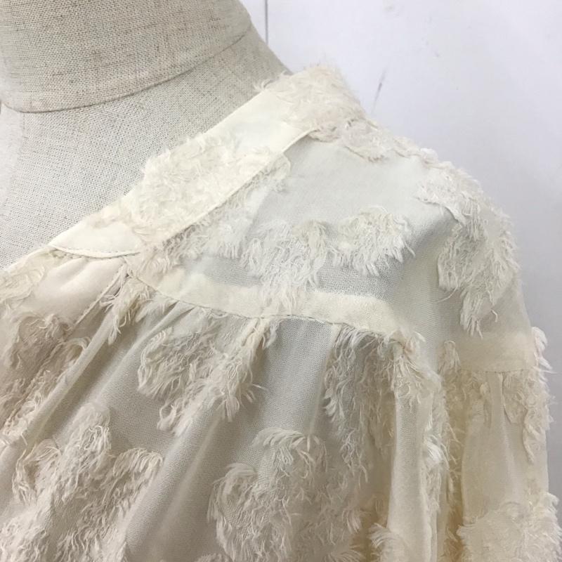 ザラ ZARA シャツ、ブラウス 長袖 長袖シャツ ノーカラーシャツ カジュアルシャツ M 総柄 白 / ホワイト / レディース USED 古着 中古 10110282