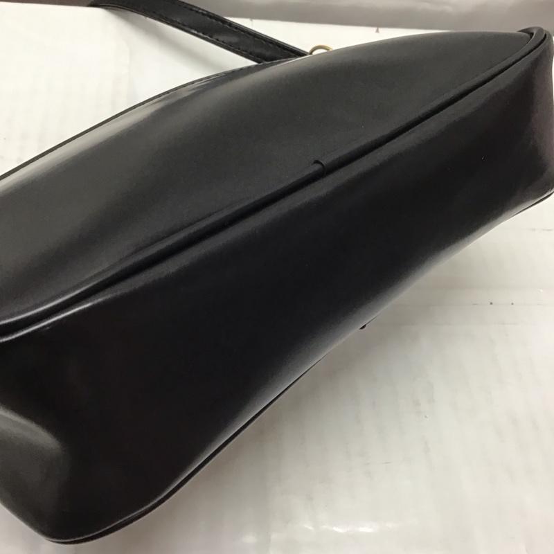 クラスカ CLASKA ショルダーバッグ ショルダーバッグ CLASKA DO 日本製 ロゴ、文字 黒 / ブラック / レディース USED 古着 中古 10113354