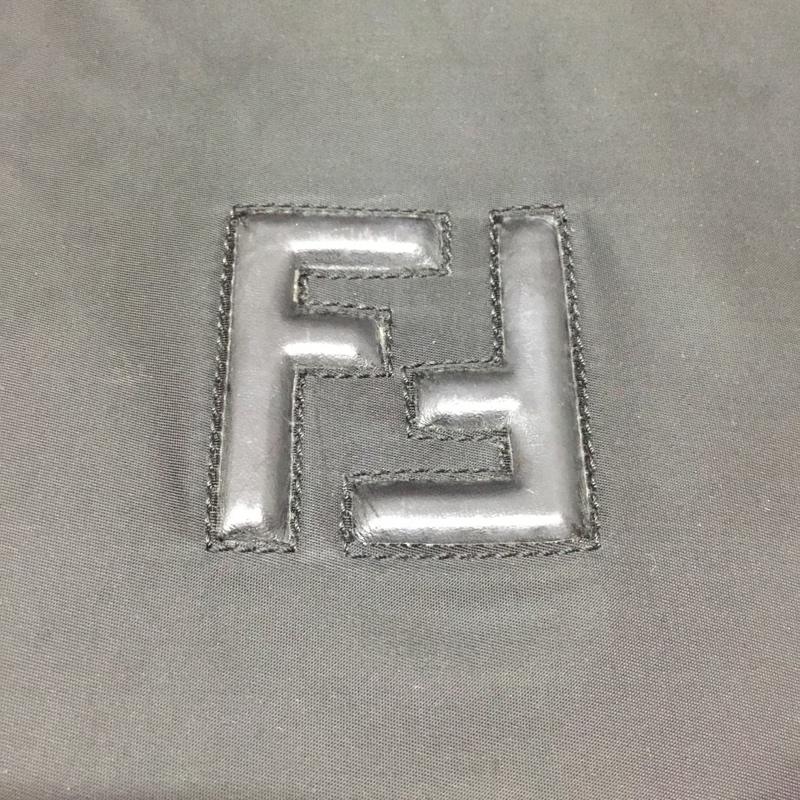 フェンディ FENDI トートバッグ トートバッグ 24-B 14564 ワンショルダー ショルダーバッグ ロゴ、文字 黒 / ブラック / レディース USED 古着 中古 10106485