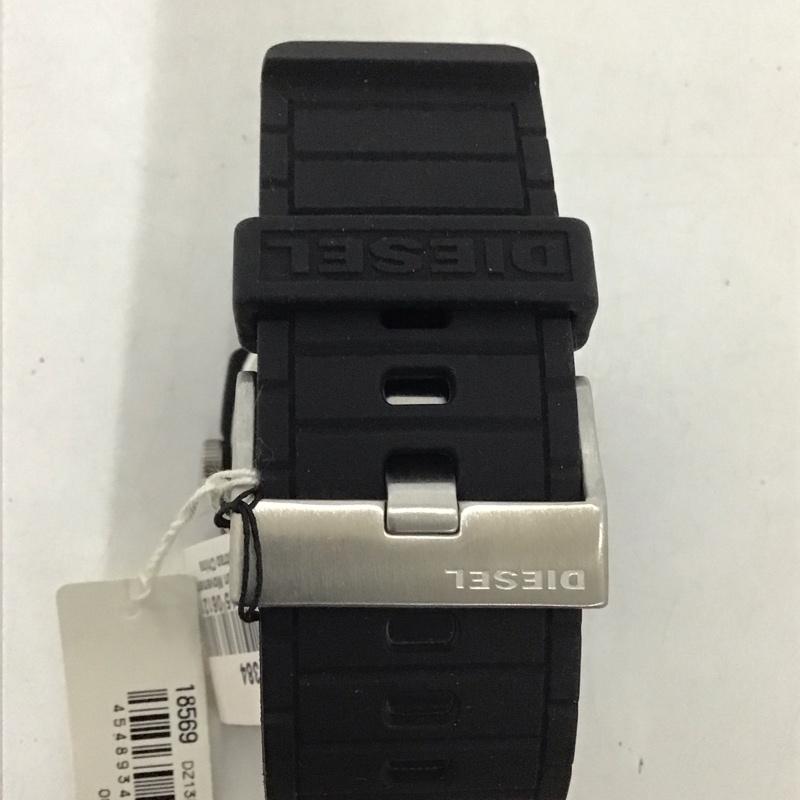 ディーゼル DIESEL 腕時計 アナログ(クォーツ式) DZ1384 ラバーベルト ロゴ、文字 黒 / ブラック / メンズ USED 古着 中古 10135226